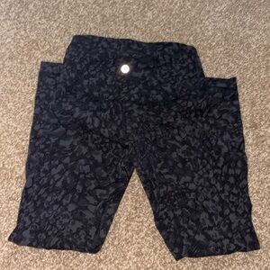 Black patterned leggings, Size 0.